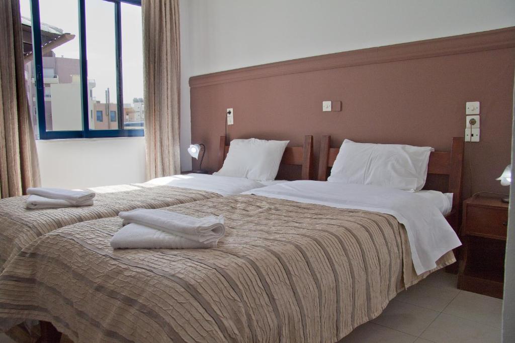 Двухместный (Двухместный номер эконом-класса с 2 отдельными кроватями – С видом на город) отеля Danaos, Ханья