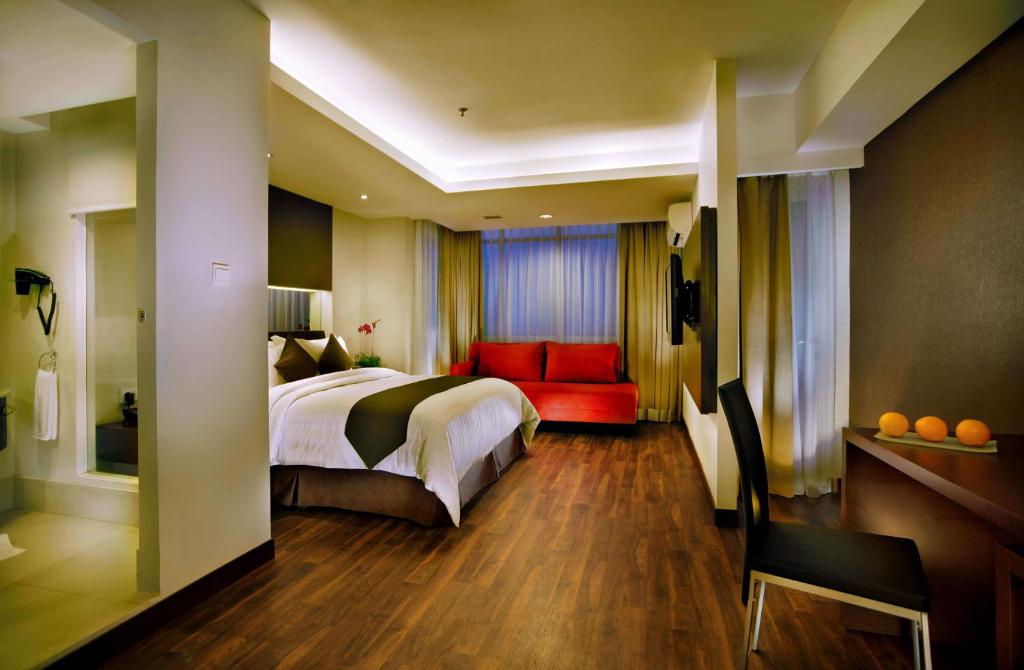Двухместный (Двухместный номер Делюкс с 1 кроватью) отеля Aston Pluit Hotel & Residence, Джакарта