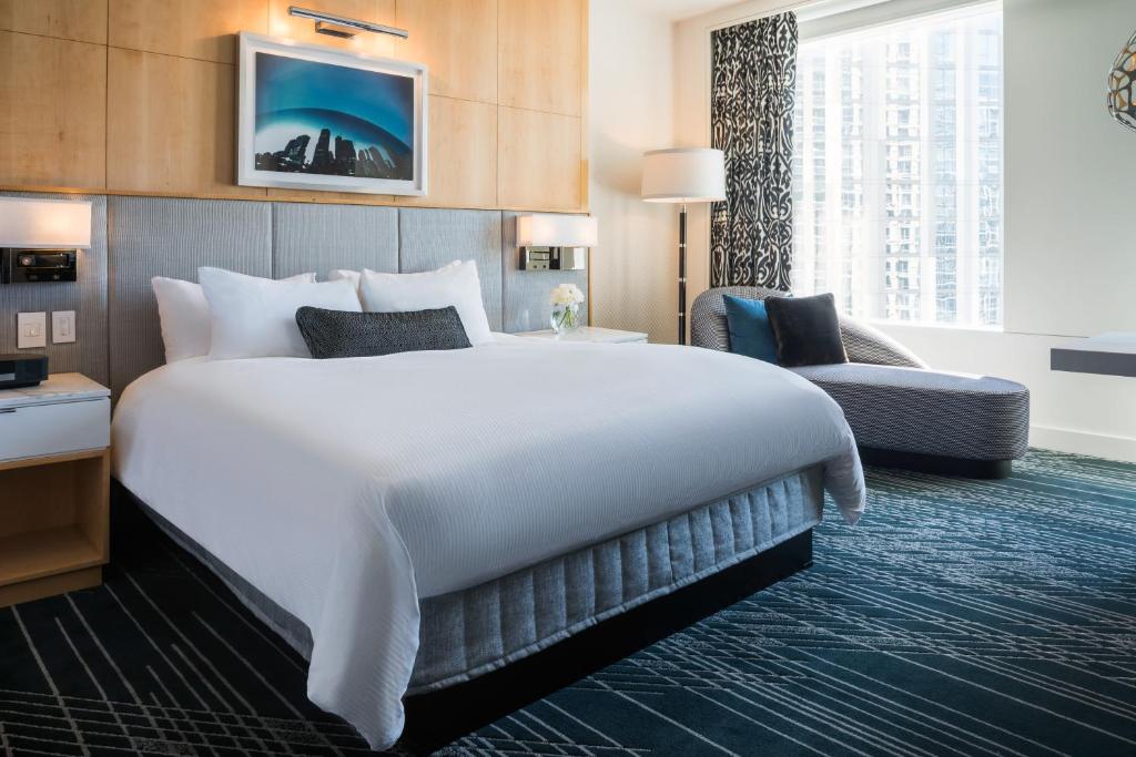 Двухместный (Номер с кроватью размера «king-size») отеля Sofitel Chicago Magnificent Mile, Чикаго