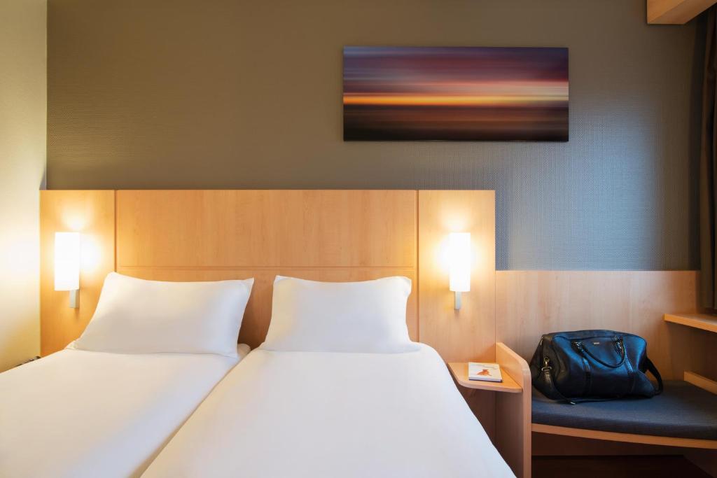 Двухместный (Стандартный двухместный номер с 2 отдельными кроватями) отеля ibis Rotterdam Vlaardingen, Роттердам