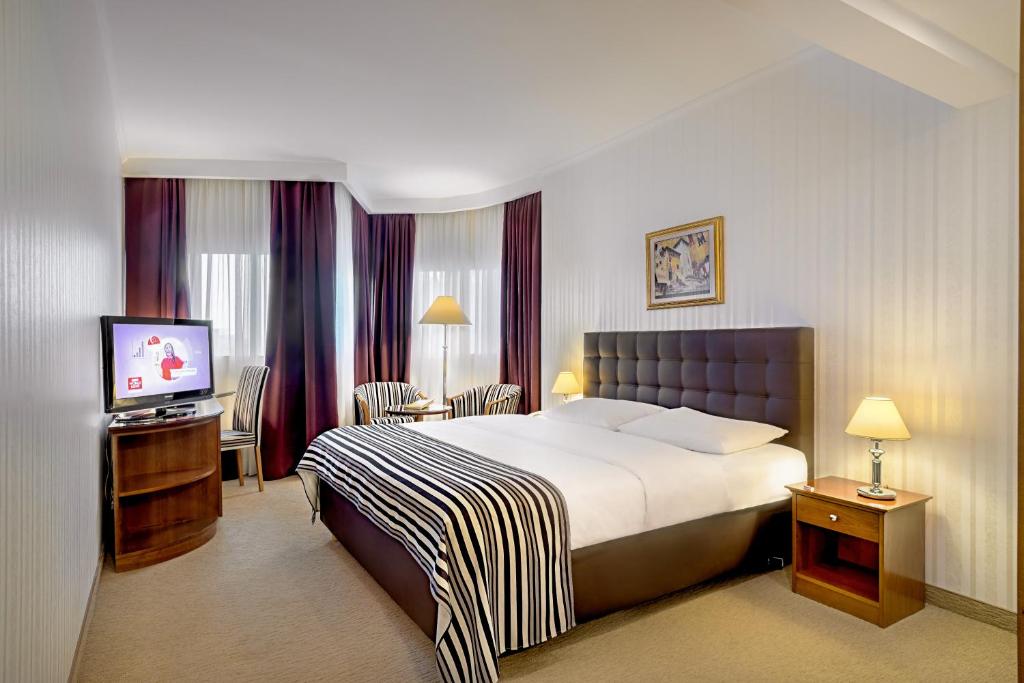 Двухместный (Стандартный двухместный номер с 1 кроватью) отеля Hotel Dubrovnik, Загреб