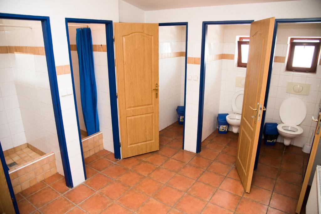 Двухместный (Двухместный номер с 2 отдельными кроватями и общей ванной комнатой) гостевого дома Pension 15, Прага