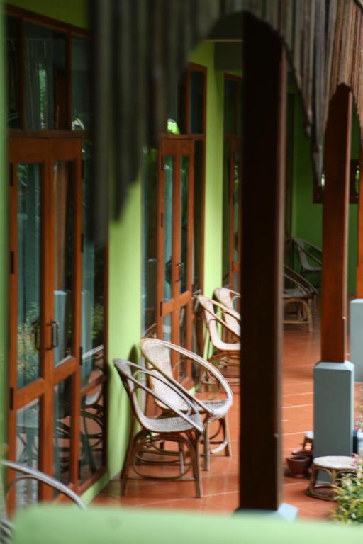 Двухместный (Двухместный номер Делюкс с 1 кроватью и балконом) курортного отеля AuangKham Resort, Лампанг
