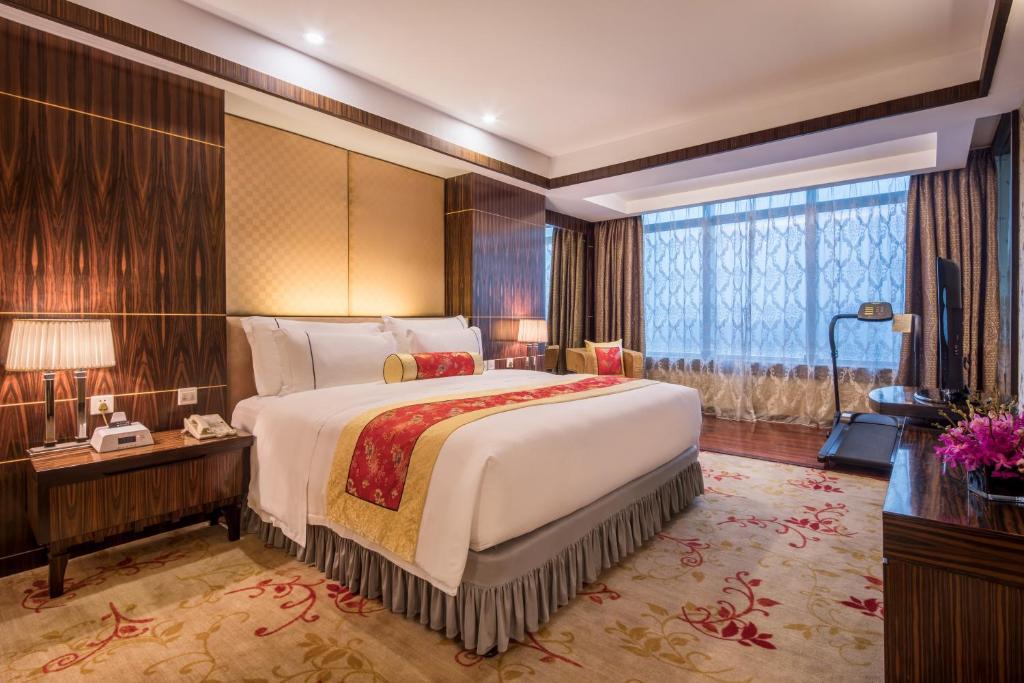 Сьюит (Представительский люкс) отеля Asia International Hotel Guangdong, Гуанчжоу