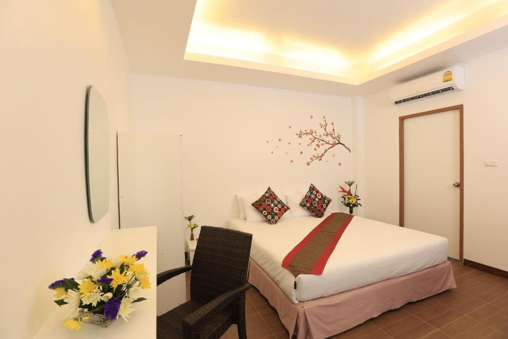 Двухместный (Улучшенный двухместный номер с 1 кроватью или 2 отдельными кроватями) отеля White Cat, Кхаулак