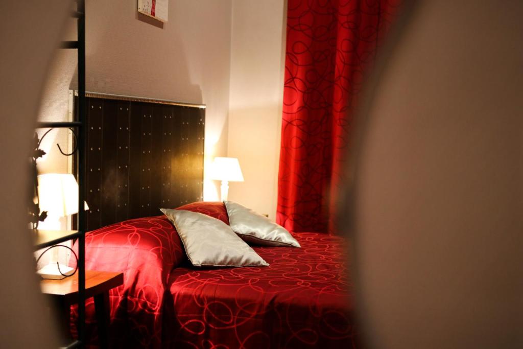 Двухместный (Стандартный двухместный номер с 1 кроватью) отеля Hotel Victor Hugo Nice, Ницца