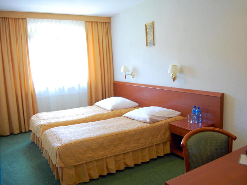 Двухместный (Двухместный номер с 2 отдельными кроватями) отеля Hotel Zajazd Piastowski, Казимеж-Дольны
