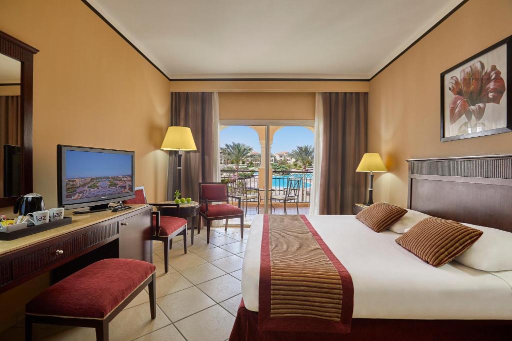 Двухместный (Пакет услуг для новобрачных - Улучшенный номер Mirabel Beach) курортного отеля Jaz Mirabel Resort, Шарм-эль-Шейх