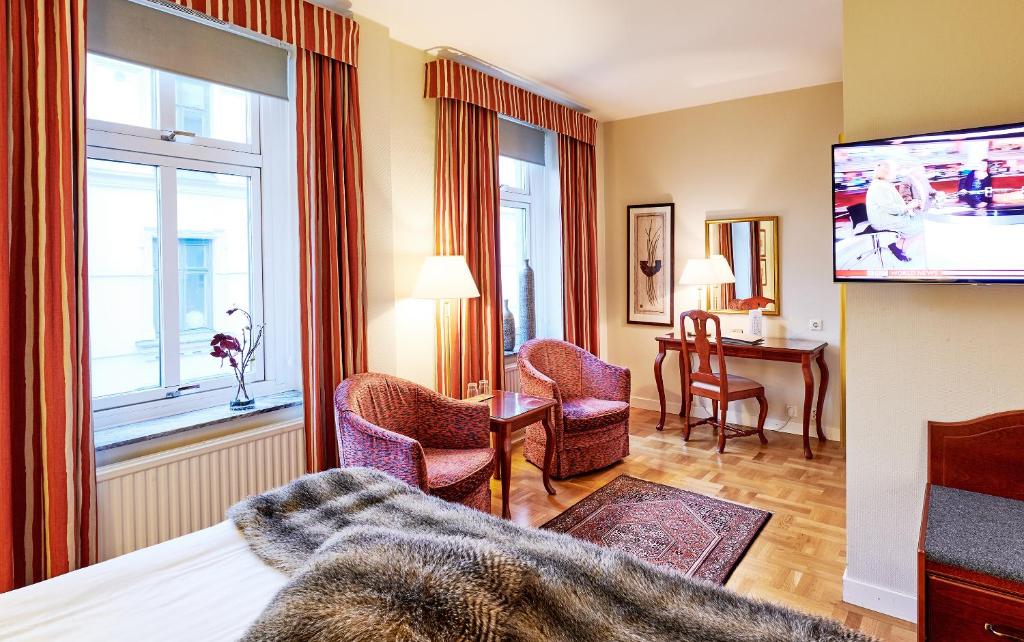 Двухместный (Улучшенный двухместный номер с 1 кроватью или 2 отдельными кроватями) отеля Hotel Royal, Гетеборг