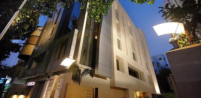 Отель Hotel Metropole, Калькутта
