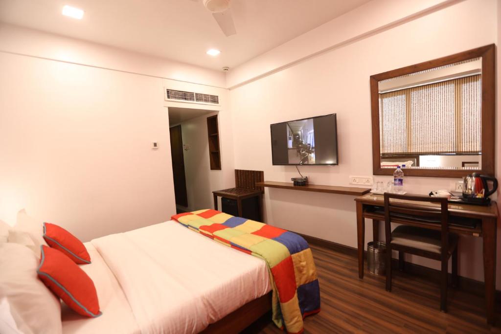 Двухместный (Двухместный номер Делюкс с 1 кроватью или 2 отдельными кроватями) отеля Citizen Hotel, Мумбай