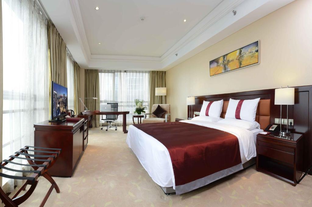 Двухместный (Двухместный номер бизнес-класса с 1 кроватью и доступом в тренажерный зал) отеля Beijing Baifuyi Hotel, Пекин