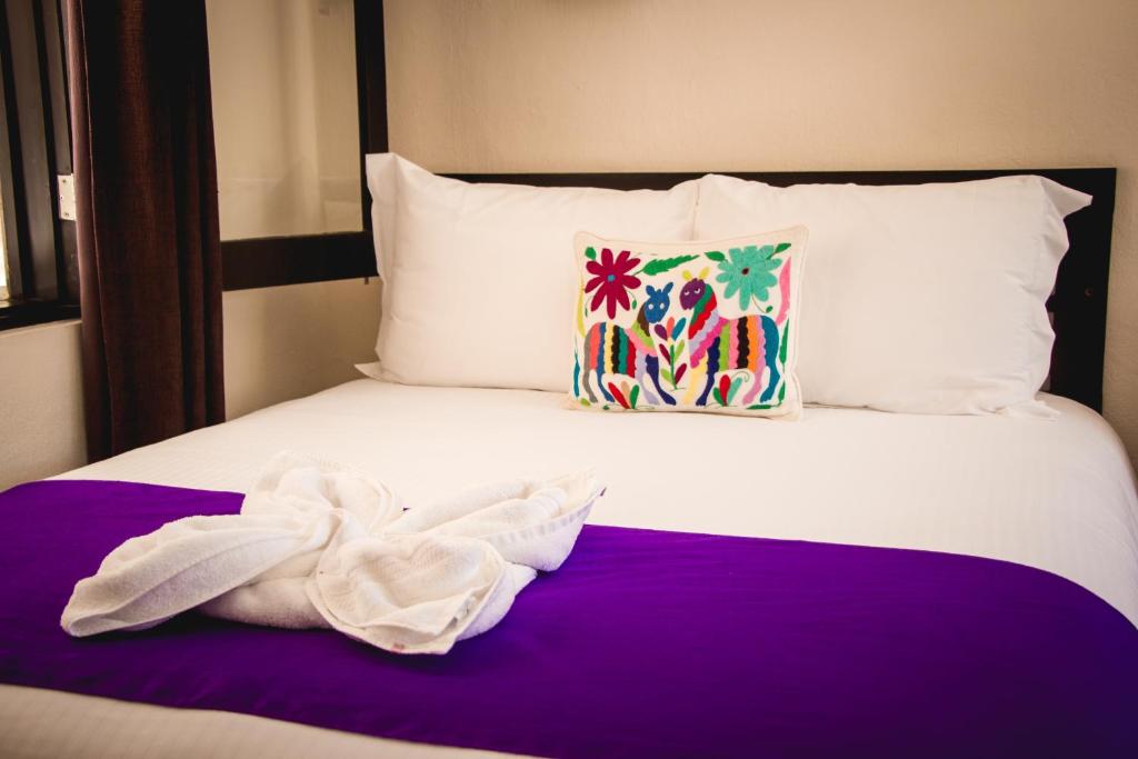 Двухместный (Стандартный двухместный номер с 2 отдельными кроватями) отеля El Paraiso Hotel Tulum, Тулум