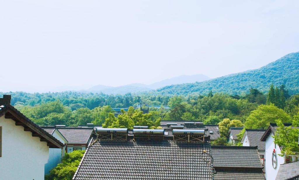 Двухместный (Двухместный номер с 1 кроватью и видом на горы) гостевого дома The Mountain, Ханчжоу