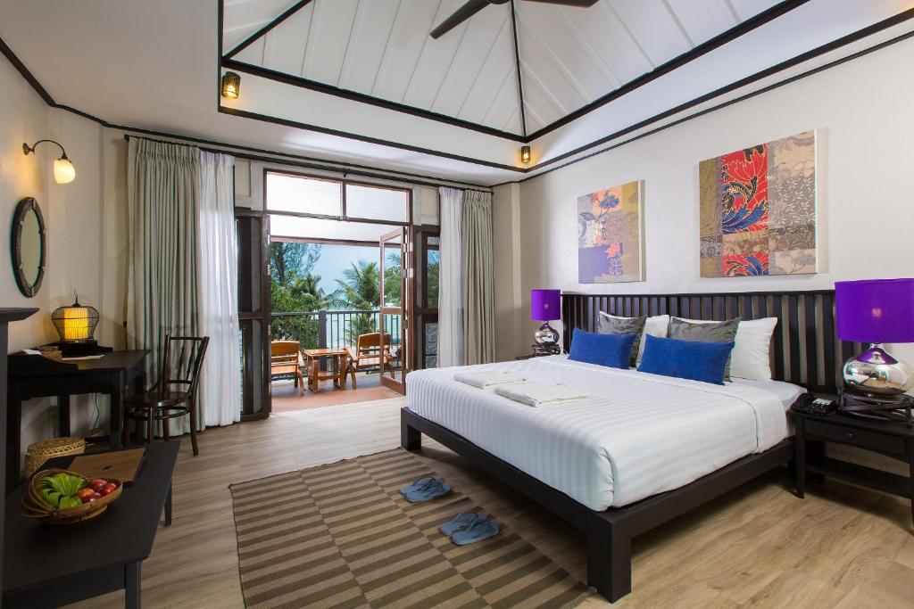 Двухместный (Улучшенное бунгало) курортного отеля Moracea by Khao Lak Resort, Кхаулак