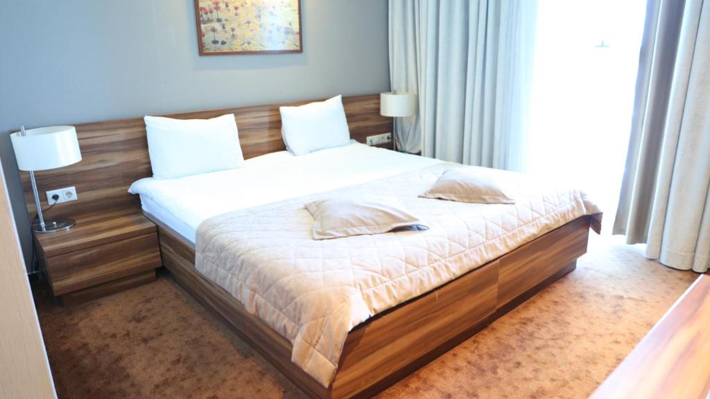 Двухместный (Бюджетный двухместный номер с 1 кроватью или 2 отдельными кроватями) отеля Авеню, Баку