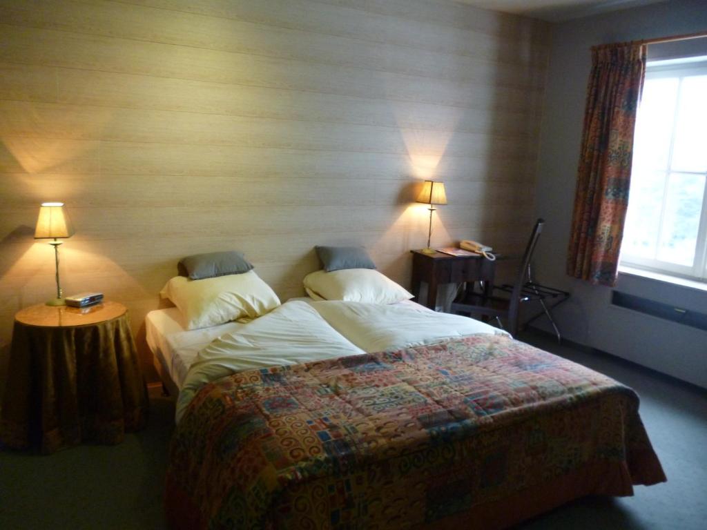 Двухместный (Двухместный номер с 1 кроватью) отеля Chalet sur Lesse, Дюрбюи