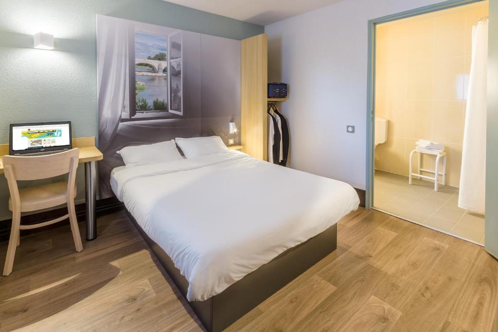 Двухместный (Двухместный номер с 1 кроватью - Подходит для гостей с ограниченными физическими возможностями) отеля B&B hôtel Villeneuve Loubet Plage, Вильнёв-Лубе