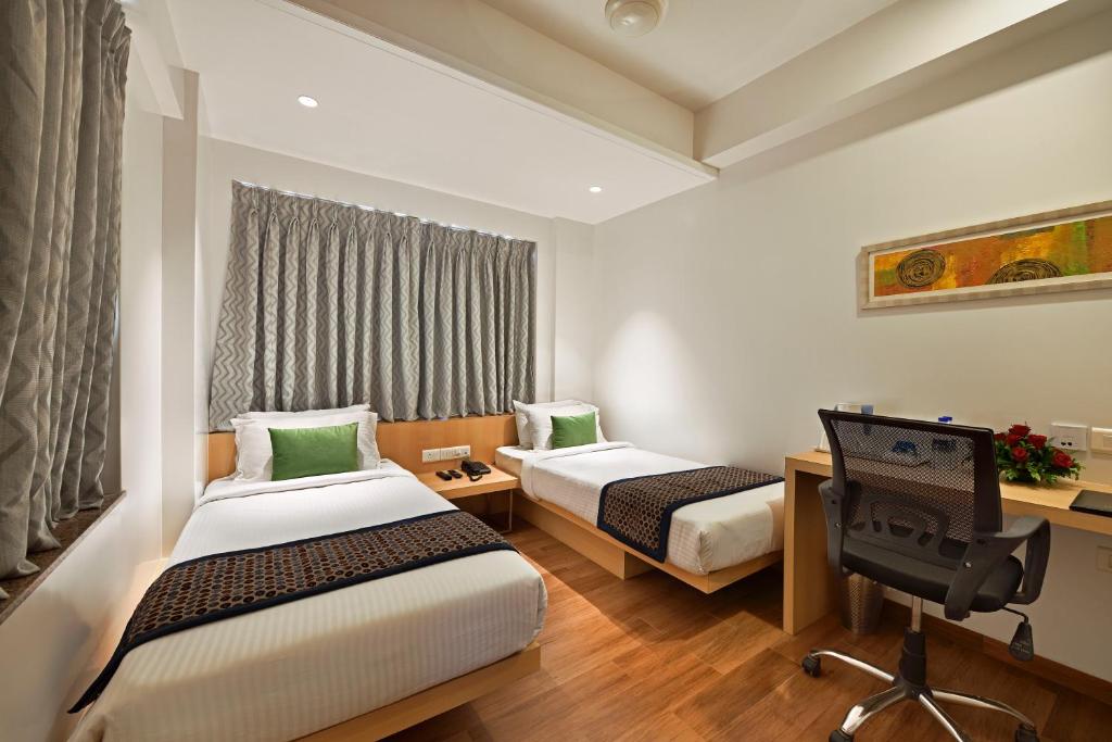 Отель Hotel Leafio Marigold, Мумбай