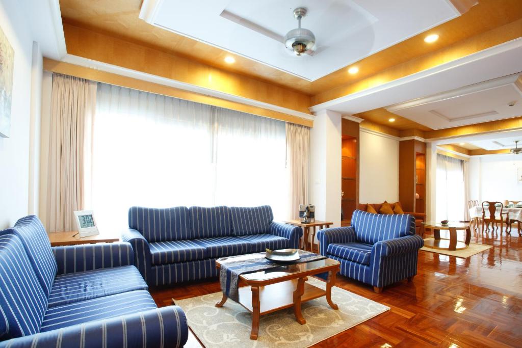 Семейный (Семейный люкс с 3 спальнями) апарт-отеля Chaidee Mansion, Бангкок