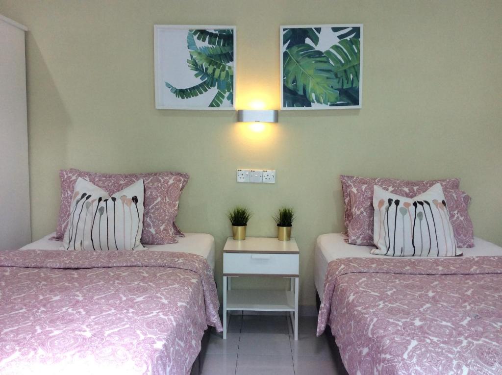Двухместный (Двухместный номер Делюкс с 2 отдельными кроватями) курортного отеля The Fint Hus Villa, Лангкави