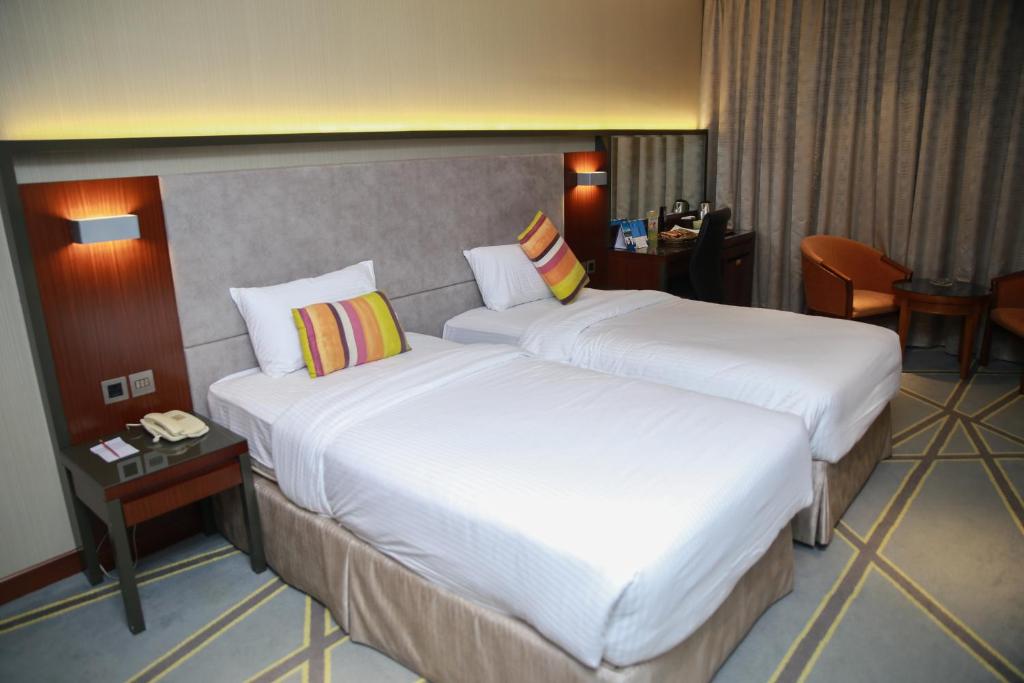 Двухместный (Стандартный номер) отеля Hotel Versailles, Дубай