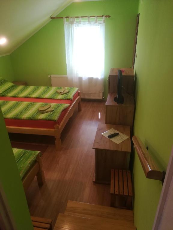 Двухместный (Двухместный номер с 1 кроватью или 2 отдельными кроватями и собственной ванной комнатой) гостевого дома Villa Tron, Палич