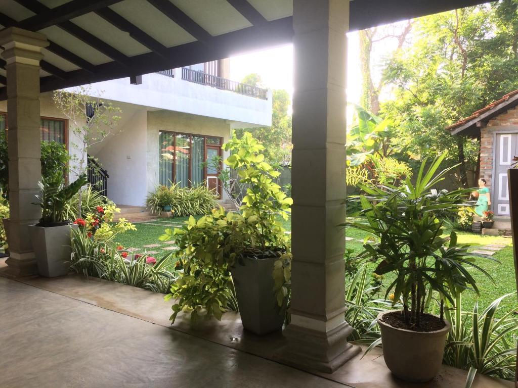 Двухместный (Deluxe Double with Garden & Canal View), Green Wood Villa Negombo