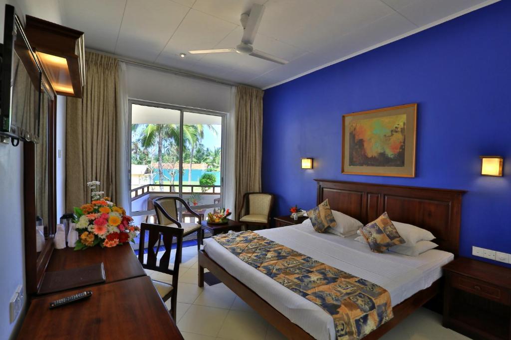 Двухместный (Двухместный номер Делюкс с 1 кроватью или 2 отдельными кроватями) отеля Hibiscus Beach Hotel & Villas, Калутара
