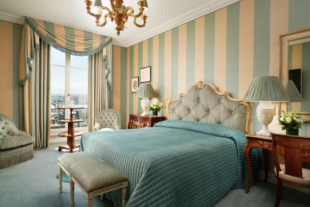 Двухместный (Эксклюзивный номер с кроватью размера «king-size» и видом на озеро) отеля Hotel d'Angleterre, Женева