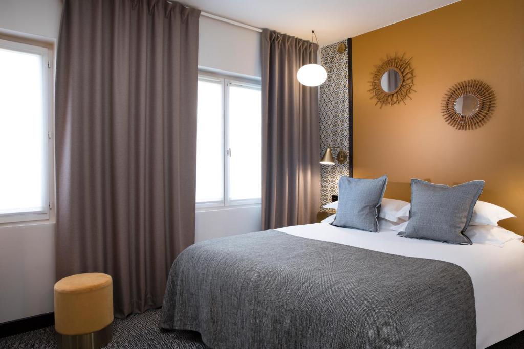 Двухместный (Улучшенный двухместный номер с 1 кроватью) отеля Comfort Hotel La Fayette Paris 10, Париж