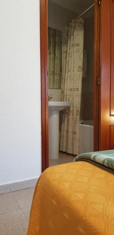 Двухместный (Двухместный номер с 1 кроватью и собственной ванной комнатой) гостевого дома Pension Salamanca, Саламанка (Кастилия и Леон)
