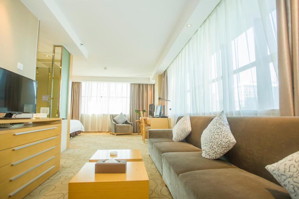 Сьюит (Ultra Sassy Double Suite (City View)) отеля Metropolo, Guangzhou, Wanda Plaza-Baiyun Mountain, Гуанчжоу