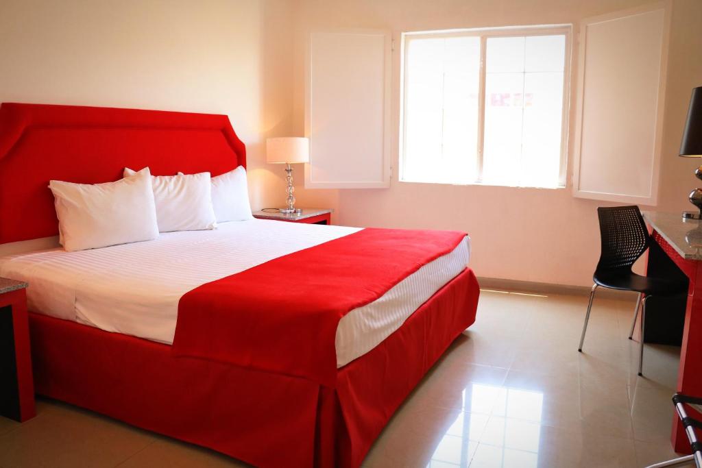 Двухместный (Стандартный номер с кроватью размера «king-size») отеля Zar Queretaro, Керетаро