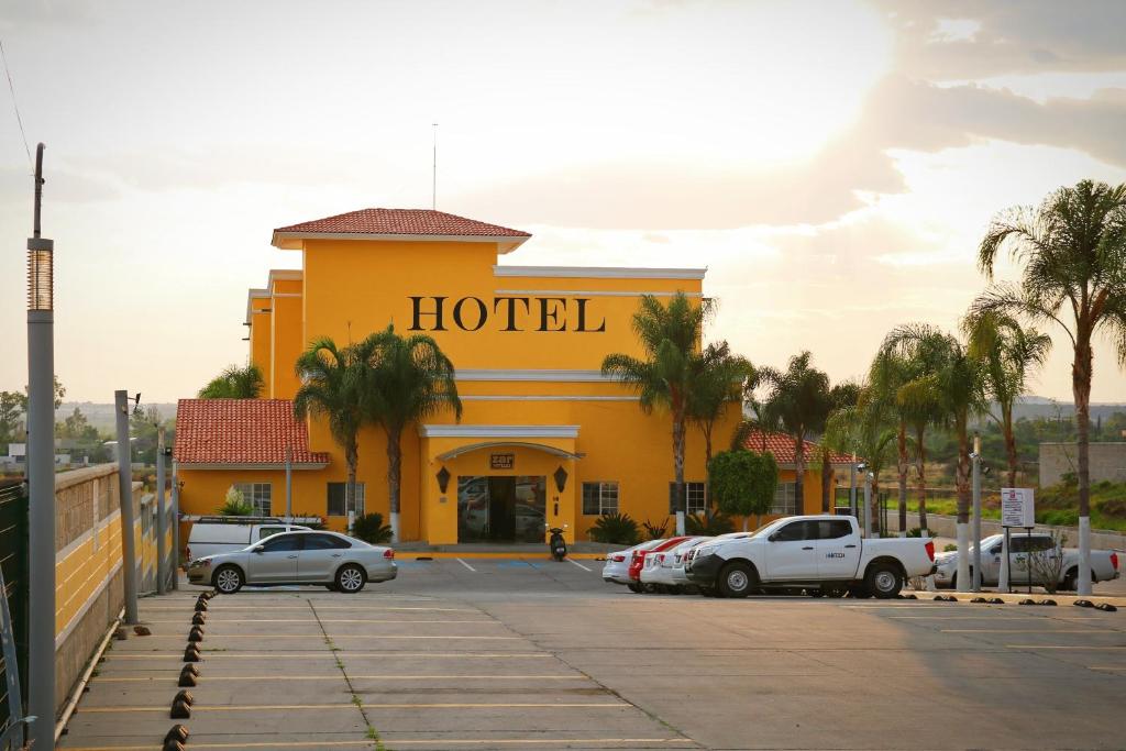 Отель Zar Queretaro, Керетаро