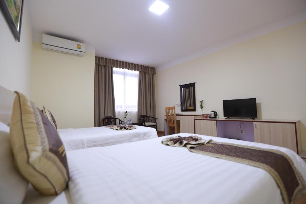 Двухместный (Двухместный номер с 2 отдельными кроватями) отеля Tecco Hoa Phuong Do Hotel, Винь