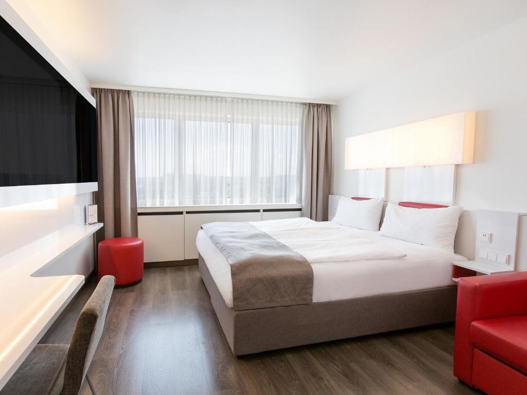 Двухместный (Стандартный двухместный номер с 1 кроватью) отеля DORMERO Hotel Stuttgart, Штутгарт