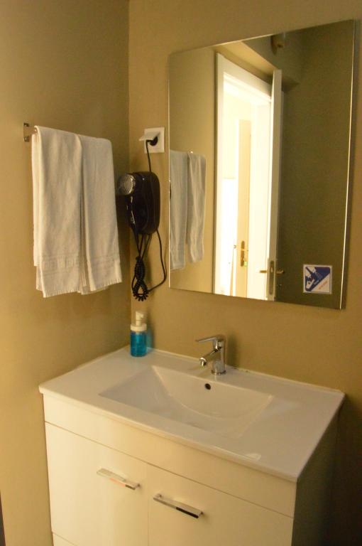 Сьюит (Люкс с балконом), Wallis Rato