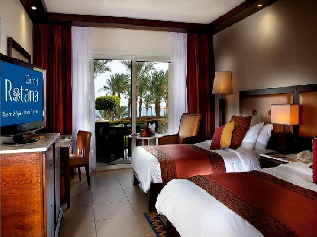 Двухместный (Двухместный номер «Гранд» Делюкс с 1 кроватью или 2 отдельными кроватями) курортного отеля Grand Rotana Resort & Spa, Шарм-эль-Шейх