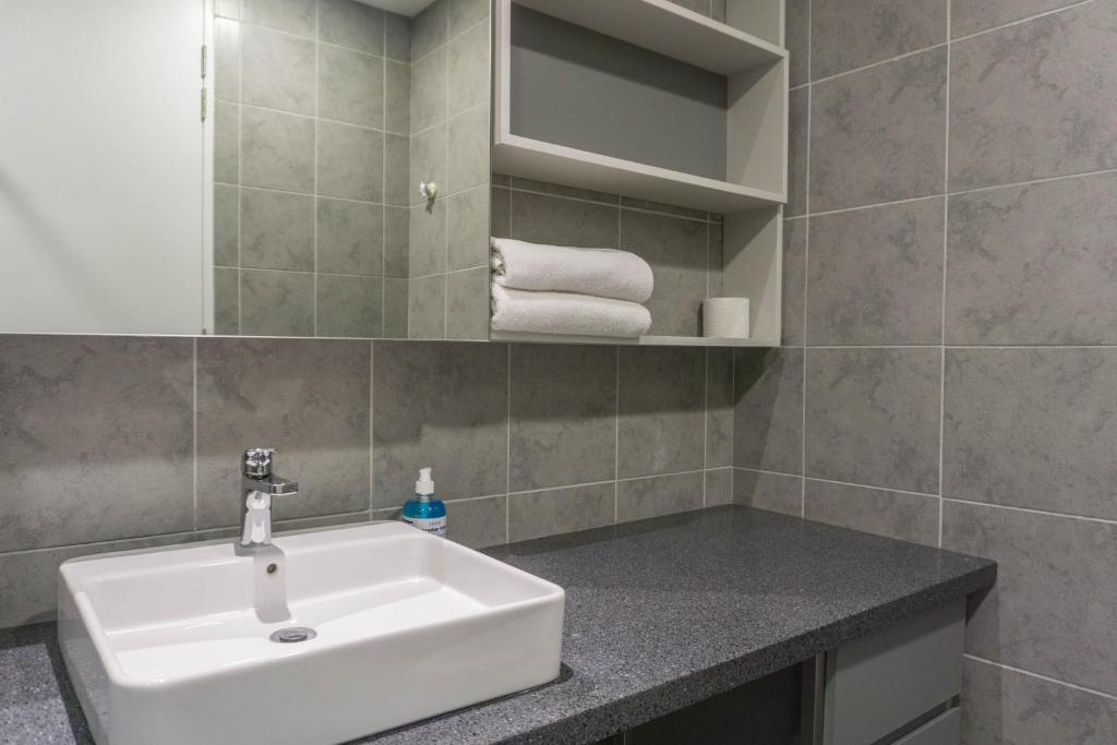 Сьюит (Представительский люкс с кроватью размера 