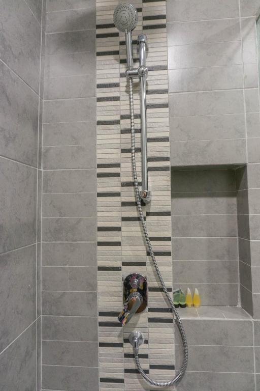 Сьюит (Представительский люкс с кроватью размера 