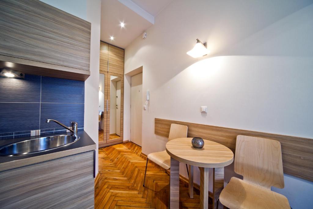 Апартаменты (Апартаменты эконом-класса (для 2 взрослых)), 4Seasons﻿ Apartments Cracow