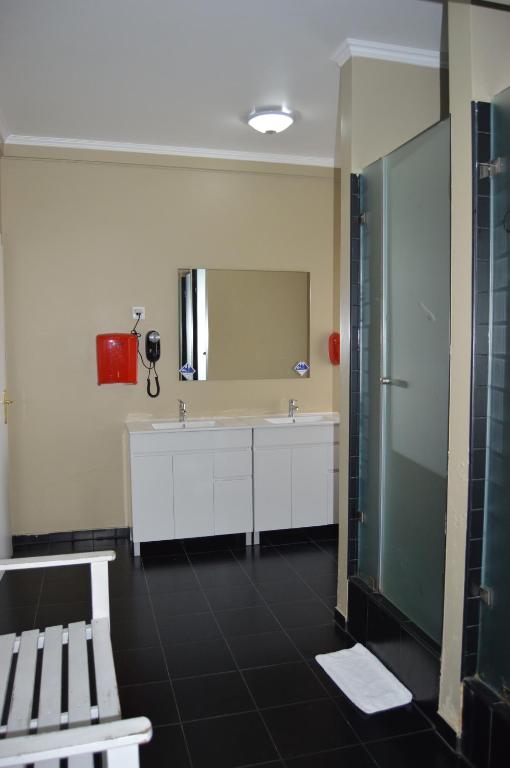 Двухместный (Двухместный номер с 1 кроватью или 2 отдельными кроватями, общая ванная комната), Wallis São Bento