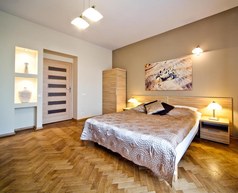 Апартаменты (Семейные апартаменты с 2 спальнями (6 взрослых)), 4Seasons﻿ Apartments Cracow