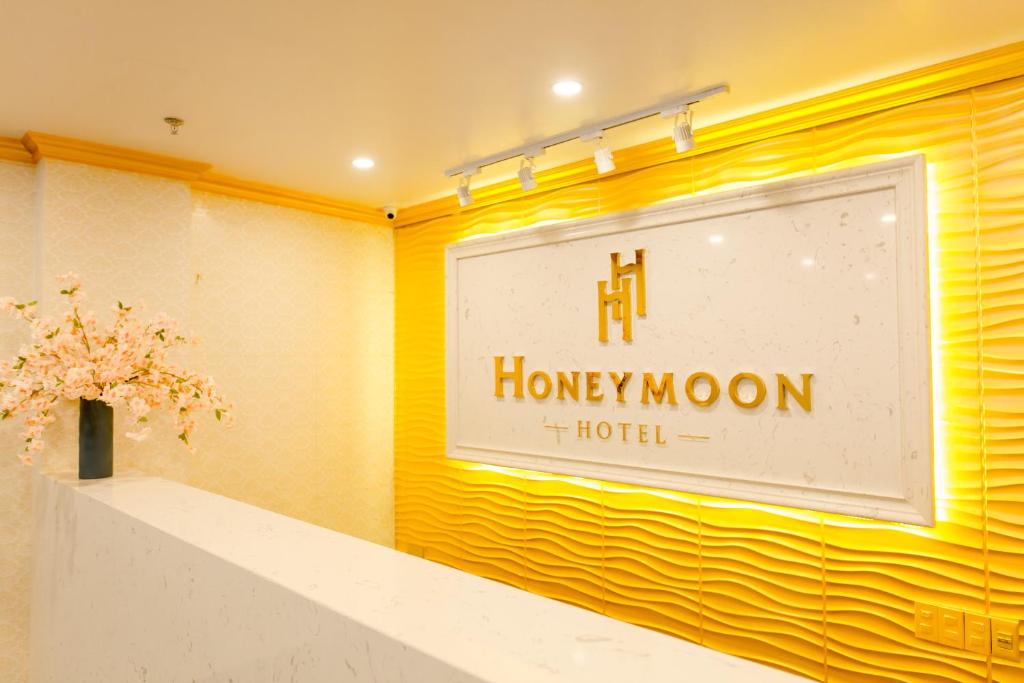 Двухместный (Стандартный двухместный номер с 1 кроватью), Honeymoon Hotel and Apartment