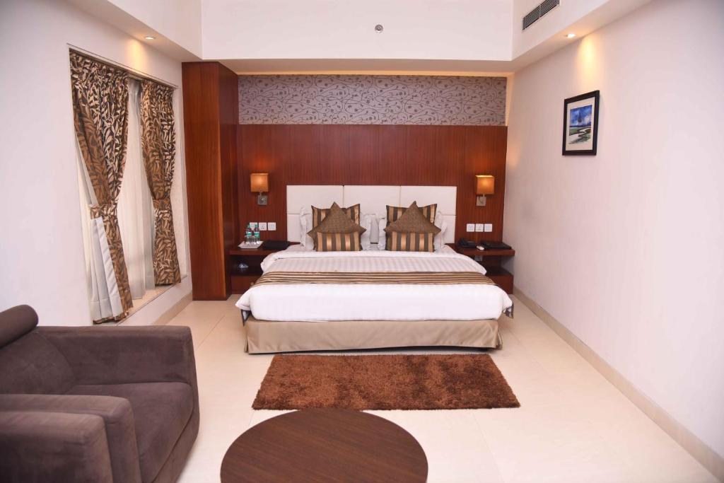 Двухместный (Двухместный номер «Премиум» с 1 кроватью) отеля Celesta - Kolkata, Калькутта