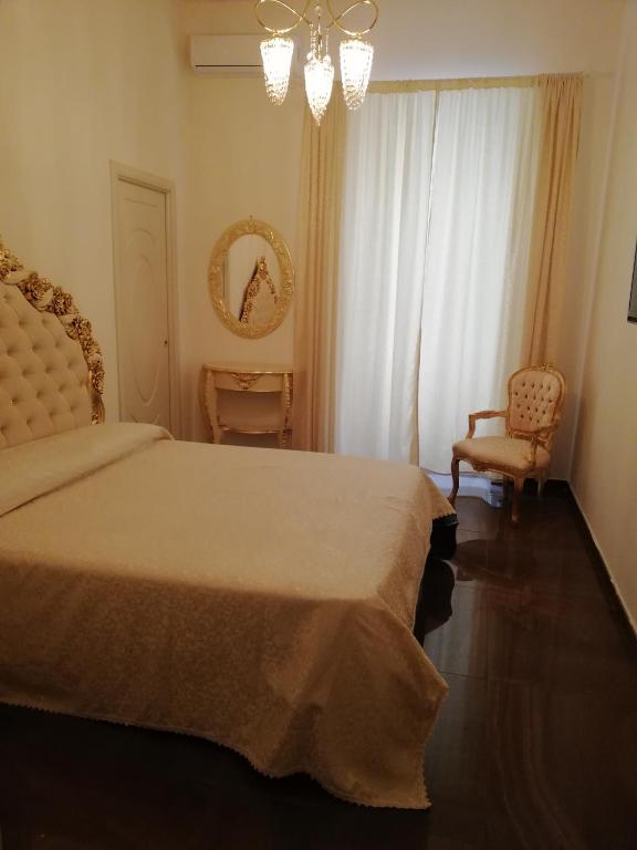 Двухместный (Номер с кроватью размера «queen-size»), Stazione di Napoli Guest house Maria Francesca