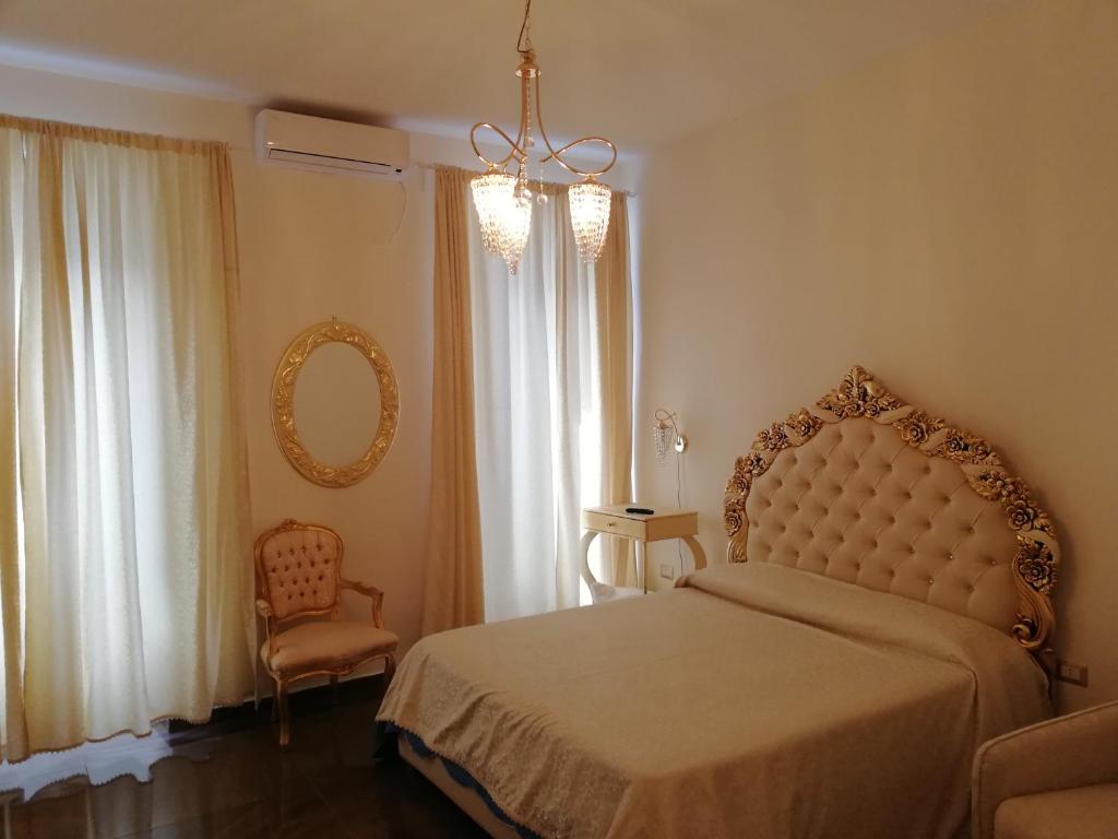 Трехместный (Роскошный трехместный номер), Stazione di Napoli Guest house Maria Francesca