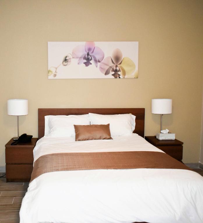 Сьюит (Люкс с кроватью размера «queen-size») отеля California Comfort & Suites, Лос-Альгодонес