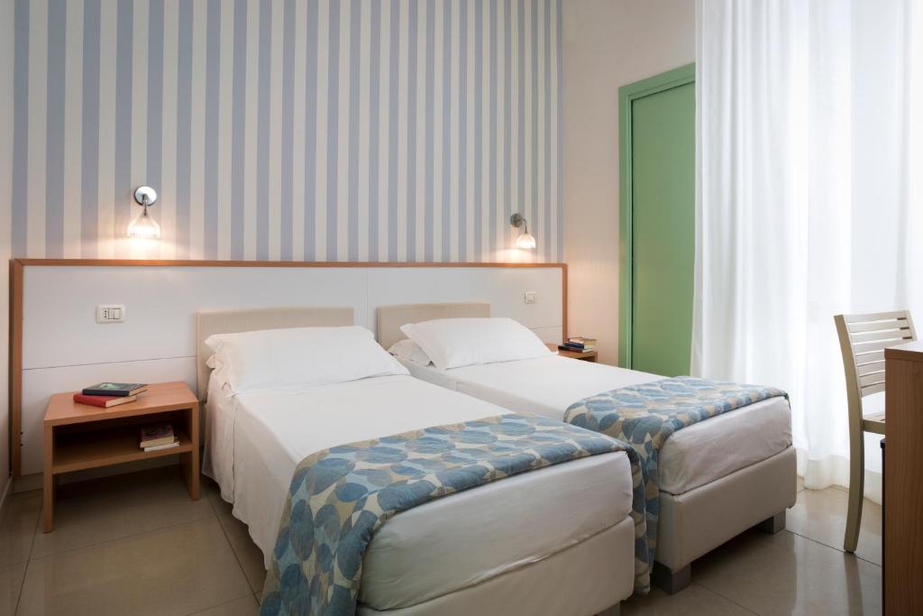 Двухместный (Двухместный номер с 2 отдельными кроватями) отеля Hotel Calypso, Римини